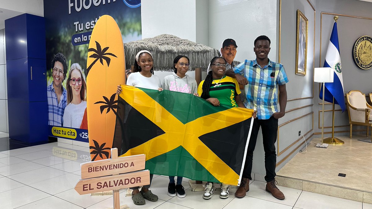 UTechJamaica's tweet photo. Congrats to the UTech team proudly raising the Jamaican flag high in El Salvador for @huawei Seeds for the Future 2024! π―π² After a long journey, theyβve arrived safely and are ready to make us proud. Wishing them the best in all their upcoming endeavors!
#utechja #tech4good https://t.co/sEnqNkUffJ