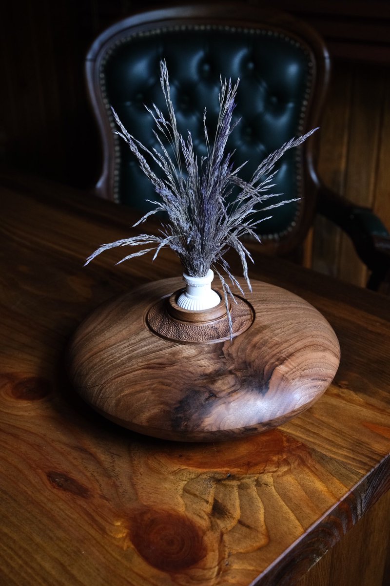 I offer stylish touches to your living space …