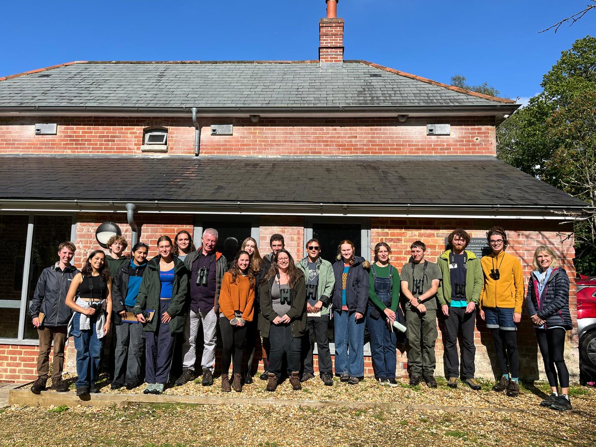 RufusWildlife's tweet image. Just got back from a wonderful weekend in RSPB Franchises Lodge at the @cameron_b_trust Nature Writing Camp. Great to meet and learn from some truly fantastic writers, as well as to see some familiar faces - not to mention seeing crossbills, firecrest, spotted flycatchers... 🤩