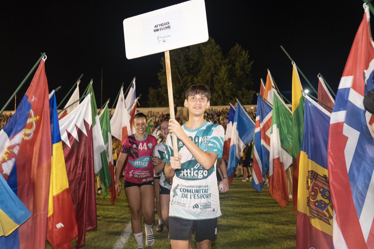 🤾🏼‍♂️ ¿Participaste en la 35º edición de la 𝐓𝐨𝐫𝐫𝐞𝐥𝐥𝐚𝐧𝐨 𝐂𝐮𝐩 𝐄𝐥𝐱 𝐂𝐢𝐮𝐭𝐚𝐭 𝐝’𝐄𝐬𝐩𝐨𝐫𝐭𝐬?

📸 ¡Búscate en los álbumes de fotos que hemos preparado para todos vosotros!

🤩 ¡No olvides etiquetarnos!

🔗 facebook.com/share/p/vx2SFV…

#TorrellanoCup2024