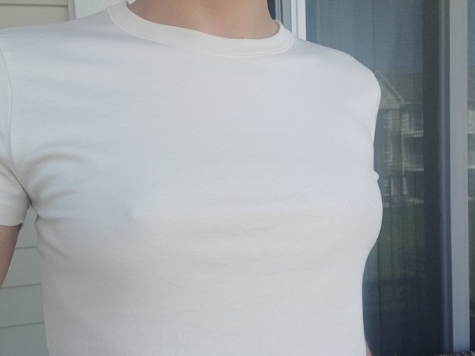 More white tee pics cause I can't get enough https://t.co/yTMjINVAe6<a href="/tag/genderfucking"class="tags"><span>#genderfucking</span></a>