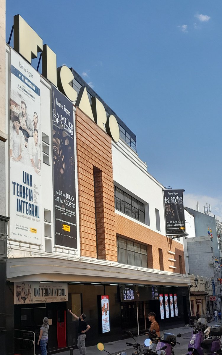 antiguoscafes's tweet photo. Hoy, en nuestro blog, nos vamos a conocer el #TeatroFígaro de #Madrid. Casi centenario, fue lo más moderno de su época. La #historia de este edificio y de sus curiosidades os va a sorprender. ☕️

https://t.co/rPt6bPAvCJ https://t.co/2dud27onch