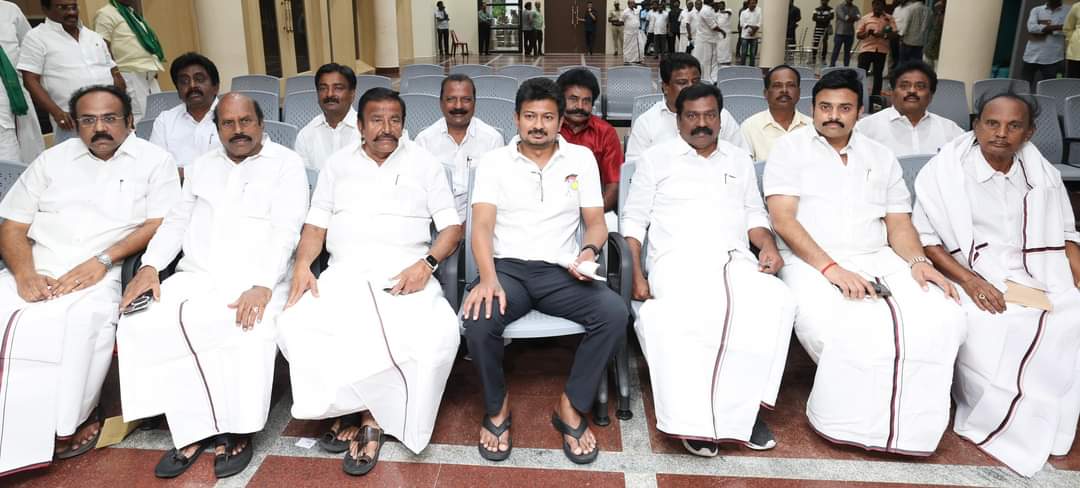 DMKSCWelfWing's tweet photo. @arivalayam  தலைவர் - மாண்புமிகு @CMOTamilnadu அண்ணண் திரு. @mkstalin  அவர்களால் அமைக்கப்பட்டுள்ள 2026 சட்டமன்றத் தேர்தலுக்கான, கழகத் தேர்தல் ஒருங்கிணைப்புக் குழுவின் சார்பில், கழகத்தின் சார்பு அணிகளின் பணிகளை மாண்புமிகு இளைஞர் நலன் மற்றும் விளையாட்டு மேம்பாட்டு துறை அமைச்சரும், https://t.co/cgxEtQrdTN