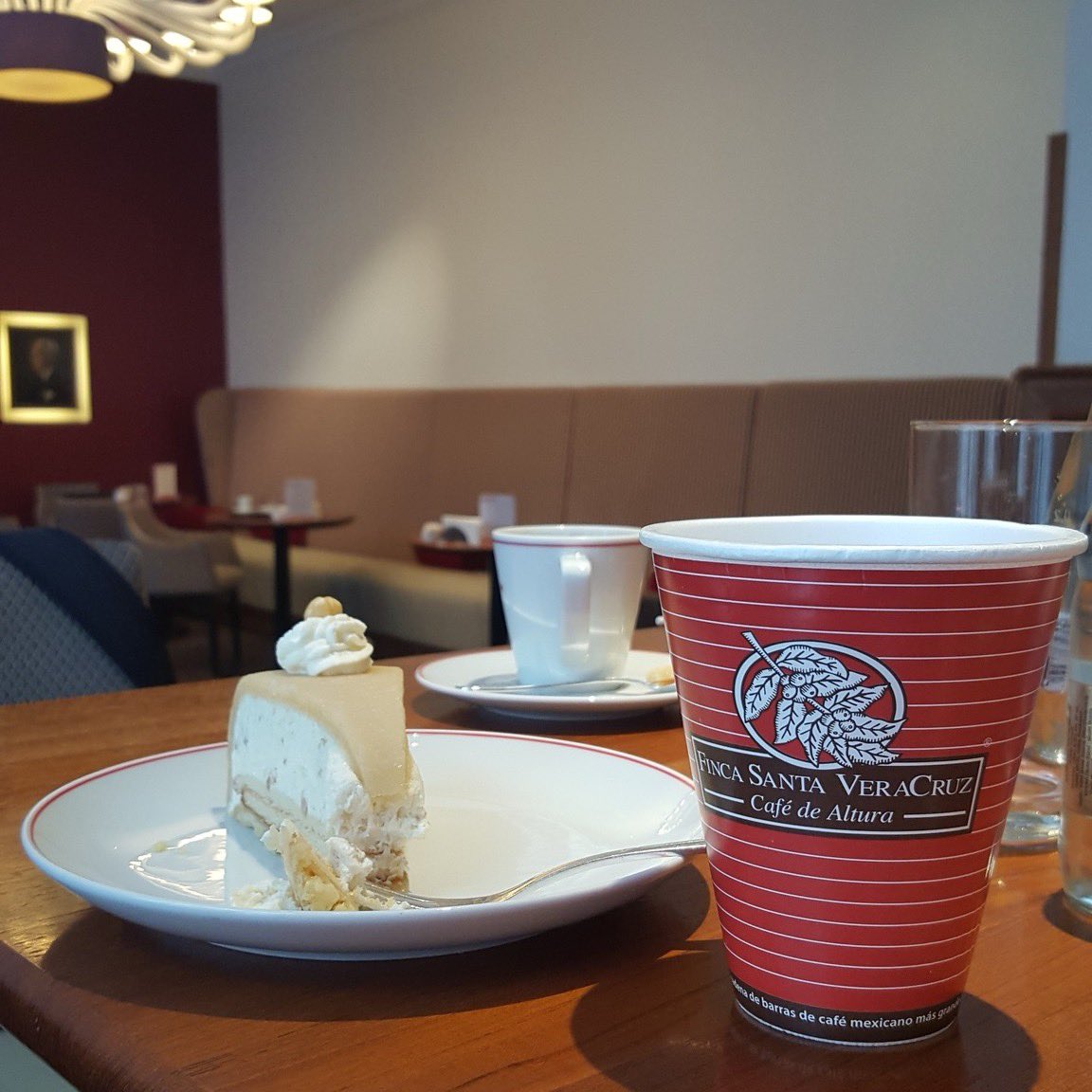 fincasantaver's tweet image. El mejor plan para este día es disfrutar de un buen café.
#FincaSantaVeraCruz
#ElCaféDeTodosLosDías