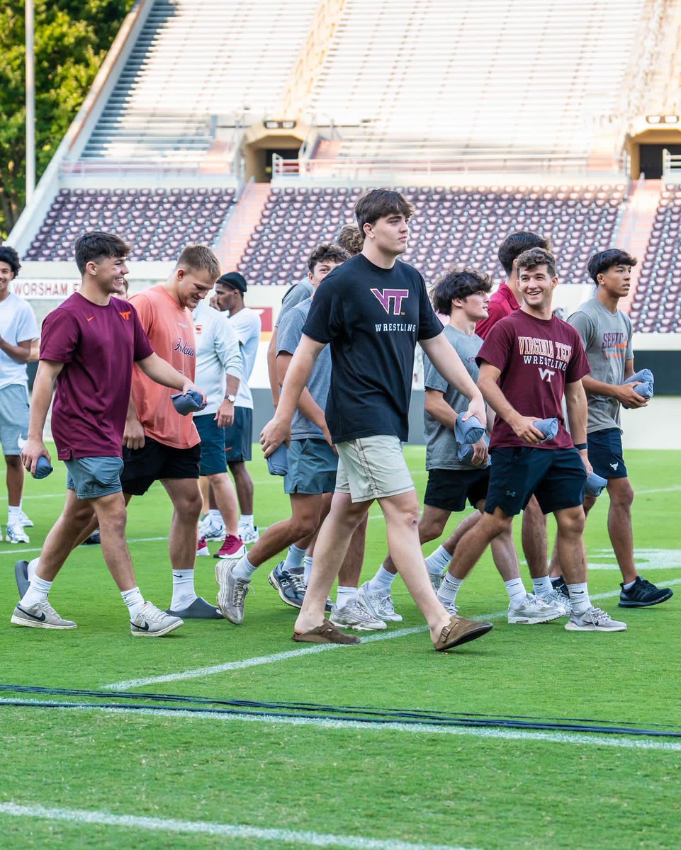 Welcome to Blacksburg, Class of 2028. The rooks feeling right at home 𝓗𝓞𝓜𝓔.

#ALLINALLTHETIME #Hokies 🦃