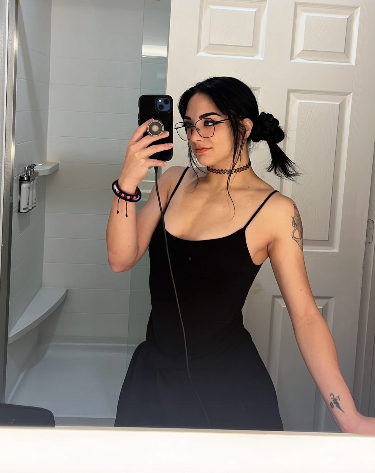 GV7MkTdW0AAX8cz