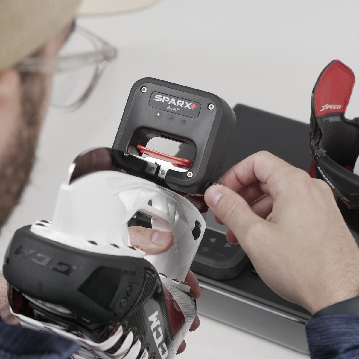 Sparxhockey's tweet image. When you use Beam, you're taking away any doubt that your edges are anything but perfect. Every single time. #sparx #ownyouredge