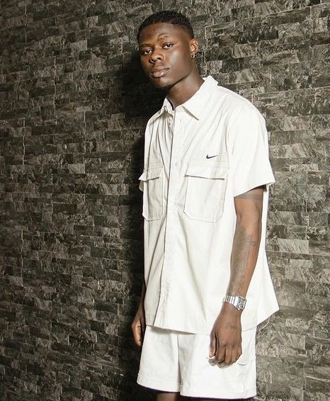 Watch 𝐋𝐚𝐧𝐫𝐞's leaked NSFW photo on TwXstars