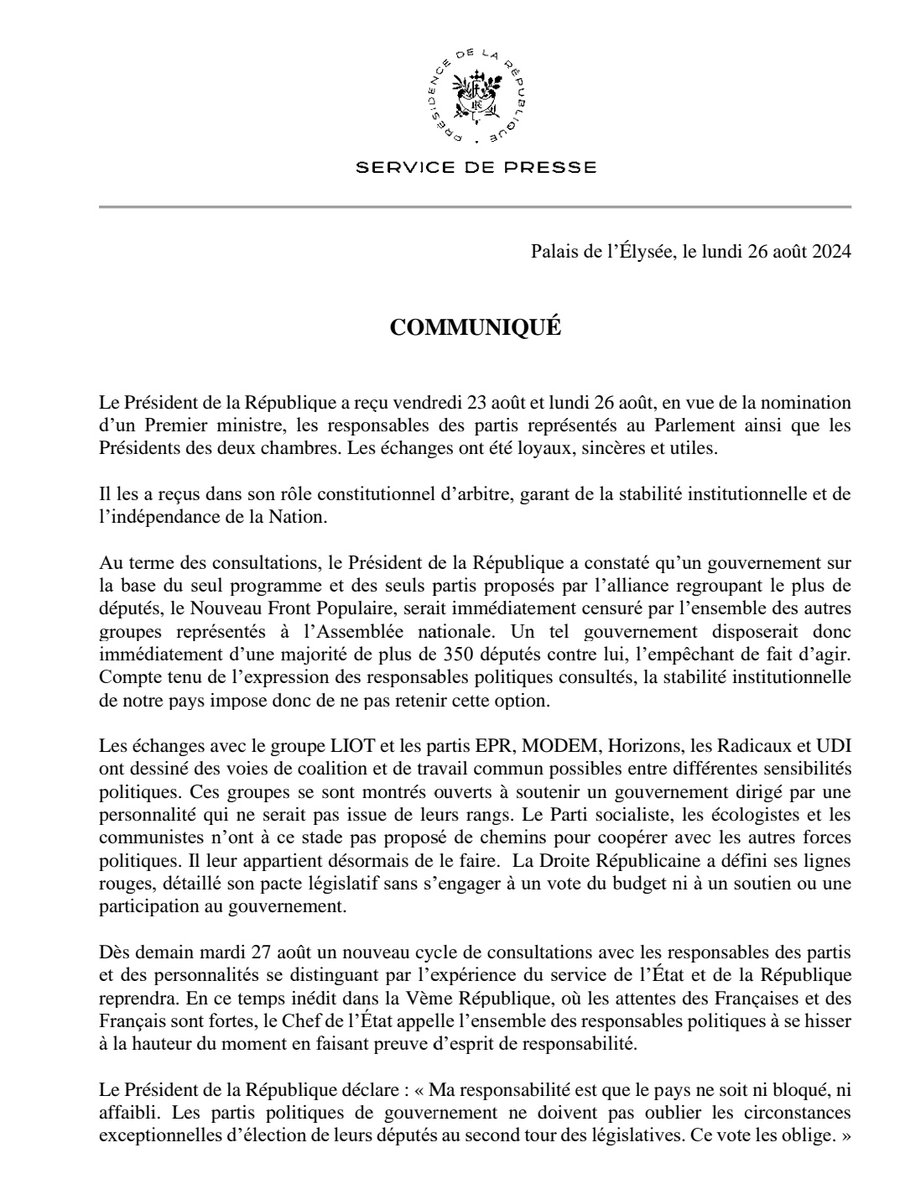 🔴 E.Macron rejette définitivement l'hypothèse Lucie Castets à Matignon "la stabilité institutionnelle impose de ne pas retenir cette option" écrit l'Élysée ce soir. Le Président appelle le PS, le PC et les Écologistes à discuter avec les partis de la majorité sortante. <a href="/TF1Info/">TF1Info</a>
