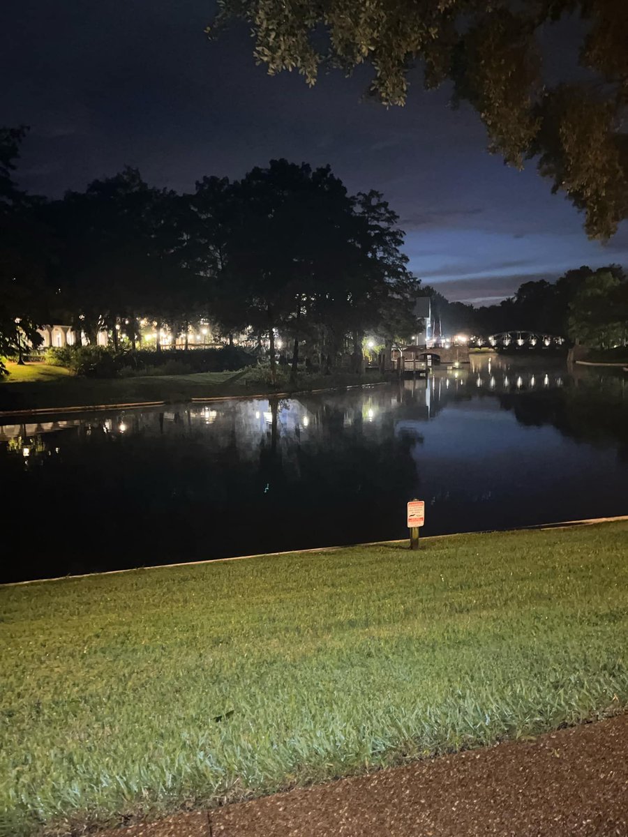 EmptyNestersTC's tweet photo. Nothing happened here. Its just a great place to visit.  #vacation #resorts

Where are we???? https://t.co/ghpGhDYNtG