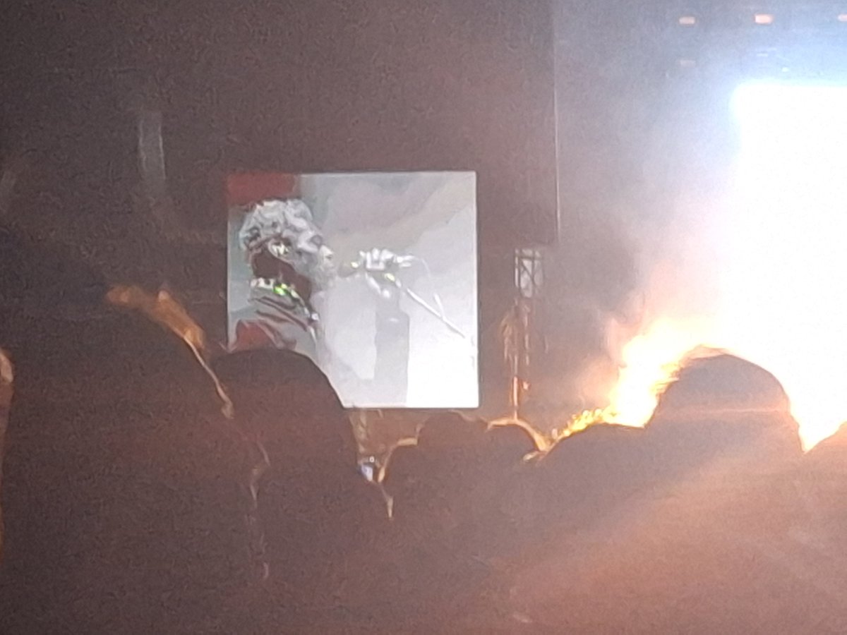 Lucy Baxter tweet media