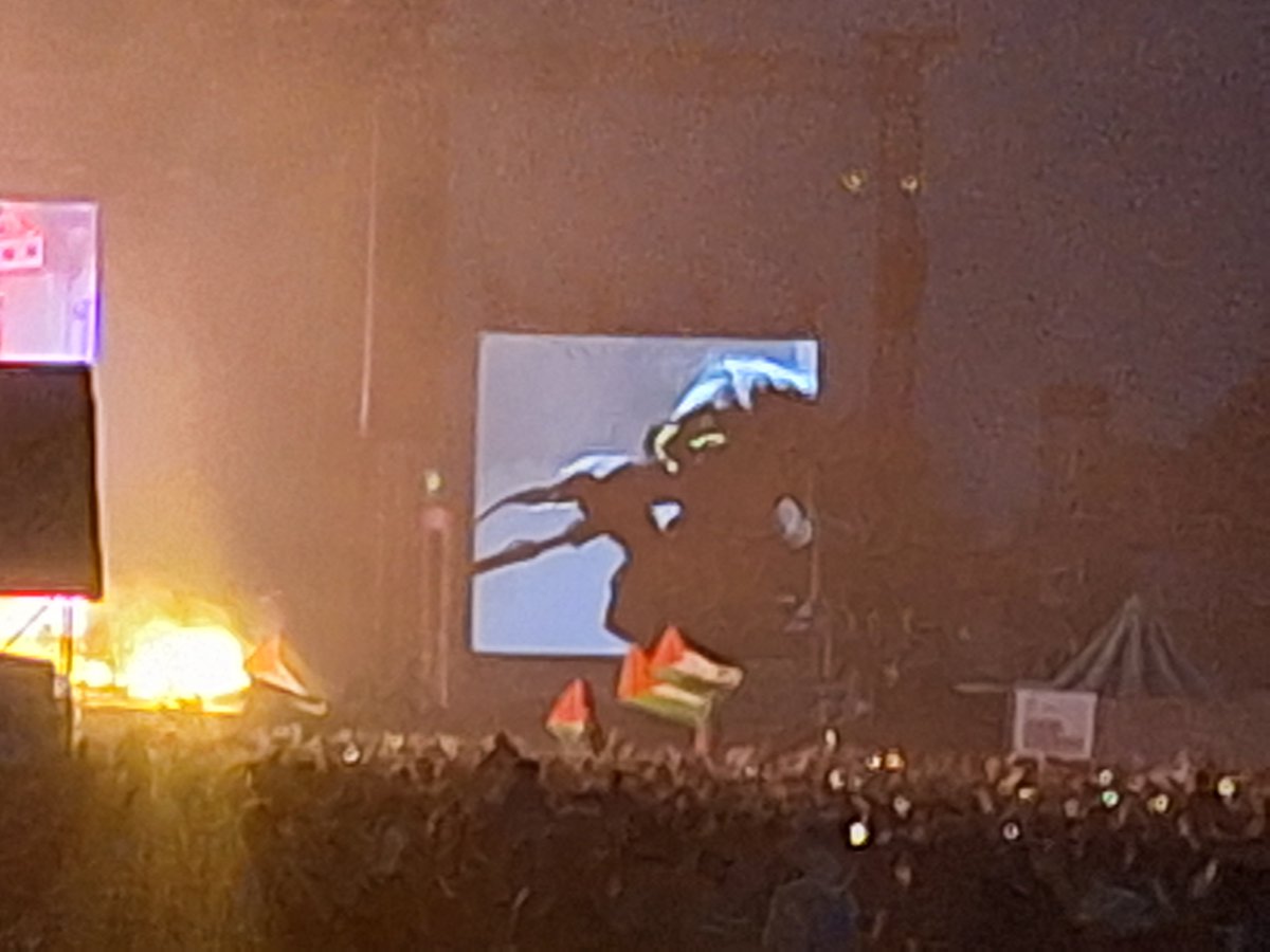 Lucy Baxter tweet media