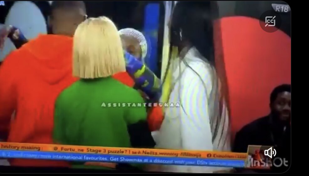 veraogar23's tweet photo. Congratulations are in other my team #shatoria 💃💃💃💃💃💃💃we gat this #BBNaija #VictoriaOnyenwere #shoun #BBNaijaS9 https://t.co/VRUiFPiuaC