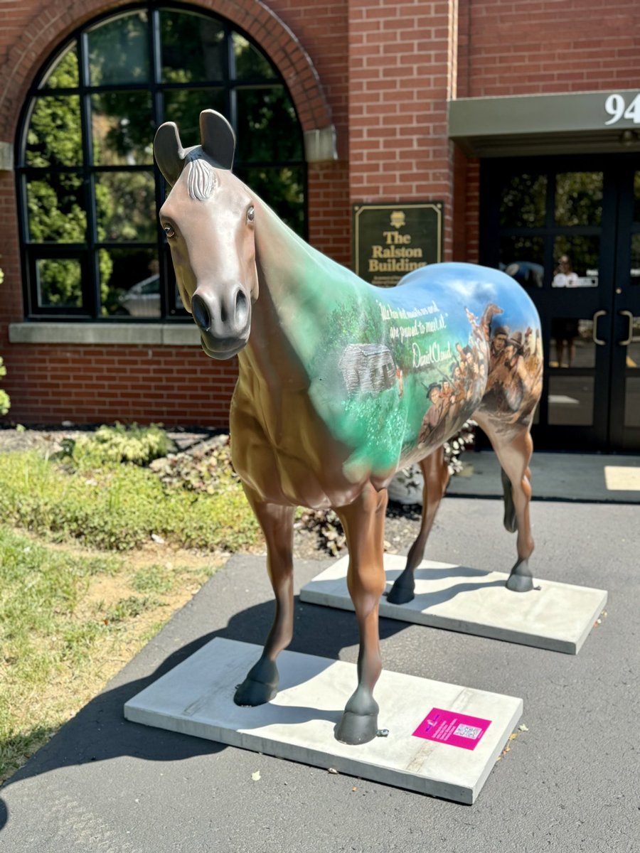 gallopalooza24's tweet photo. Another horse has joined the herd! 

Defending the Alamo is a legacy project for local artist, Dan Colón. This statue is on display through the end of September at the @KYColonels and then moves to The Alamo! 

#Gallopalooza #kentuckyhistory https://t.co/PwKBne8j3d