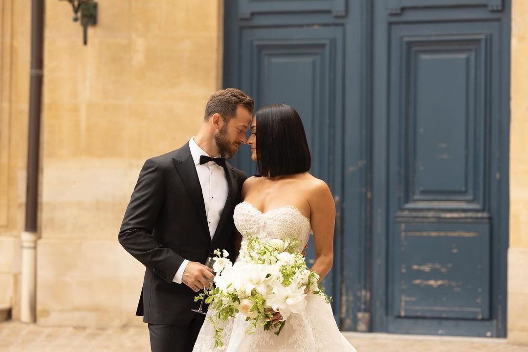 Artem Chigvintsev (@artemchigvintse) on Twitter photo Happy anniversary my love , can’t see my life with out you
You are my everything ❤️ <a href="/NikkiAndBrie/">Nikki & Brie</a> Happy anniversary my love , can’t see my life with out you
You are my everything ❤️ <a href="/NikkiAndBrie/">Nikki & Brie</a>