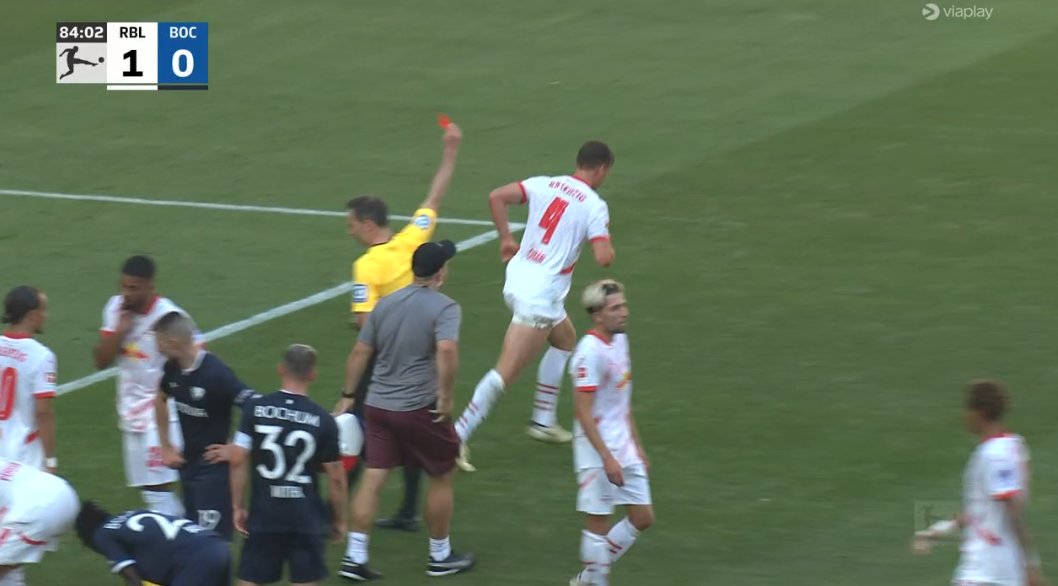 foet247europa's tweet image. RB Leipzig survived Willi Orbán's late dismissal to beat Bochum 1-0, courtesy of a debut Bundesliga goal from Antonio Nusa. #RBLBOC