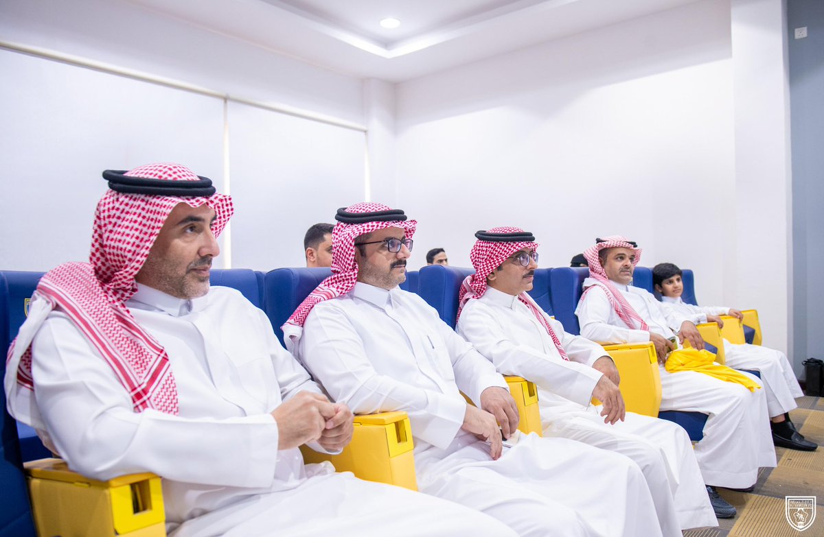 duvet_ksa's tweet photo. #صور من مراسم التوقيع 

#دوفت #التعاون 💛💙🖤 https://t.co/faKNlISuiV