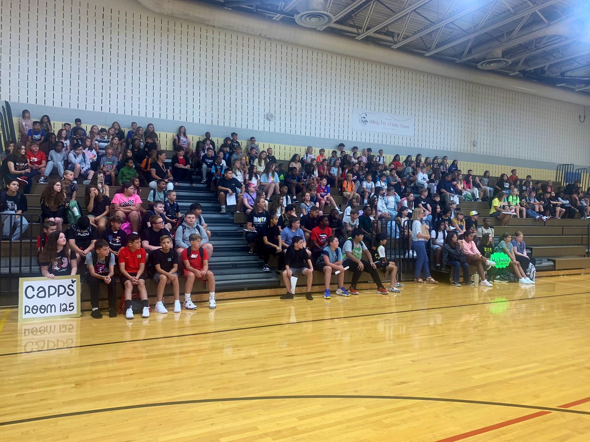 This morning we welcomed our newest Knights to <a href="/WHMSCCPS/">WindyHillMSCCPS</a> and they showed us how to run through their schedules the Knight Way! These 6th graders had a smooth orientation and are respectful, responsible, and ready to learn! #TheKnightWay 🖤❤️