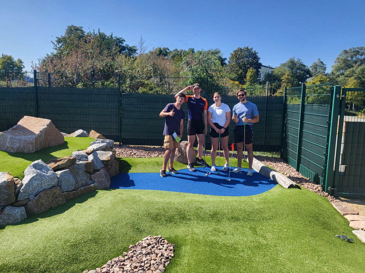 Dutch_Sliding's tweet image. During the training camp in Riesa, the athletes made some time for a fun activity! They enjoyed a friendly competition of mini-golf! ⛳️🏌️‍♂️

#TeamNewCold #NewCold #Bobsleigh #Skeleton #Luge #DutchSliding #MiniGolf #Fun #Riesa #Training #RoadToMilanoCortina2026