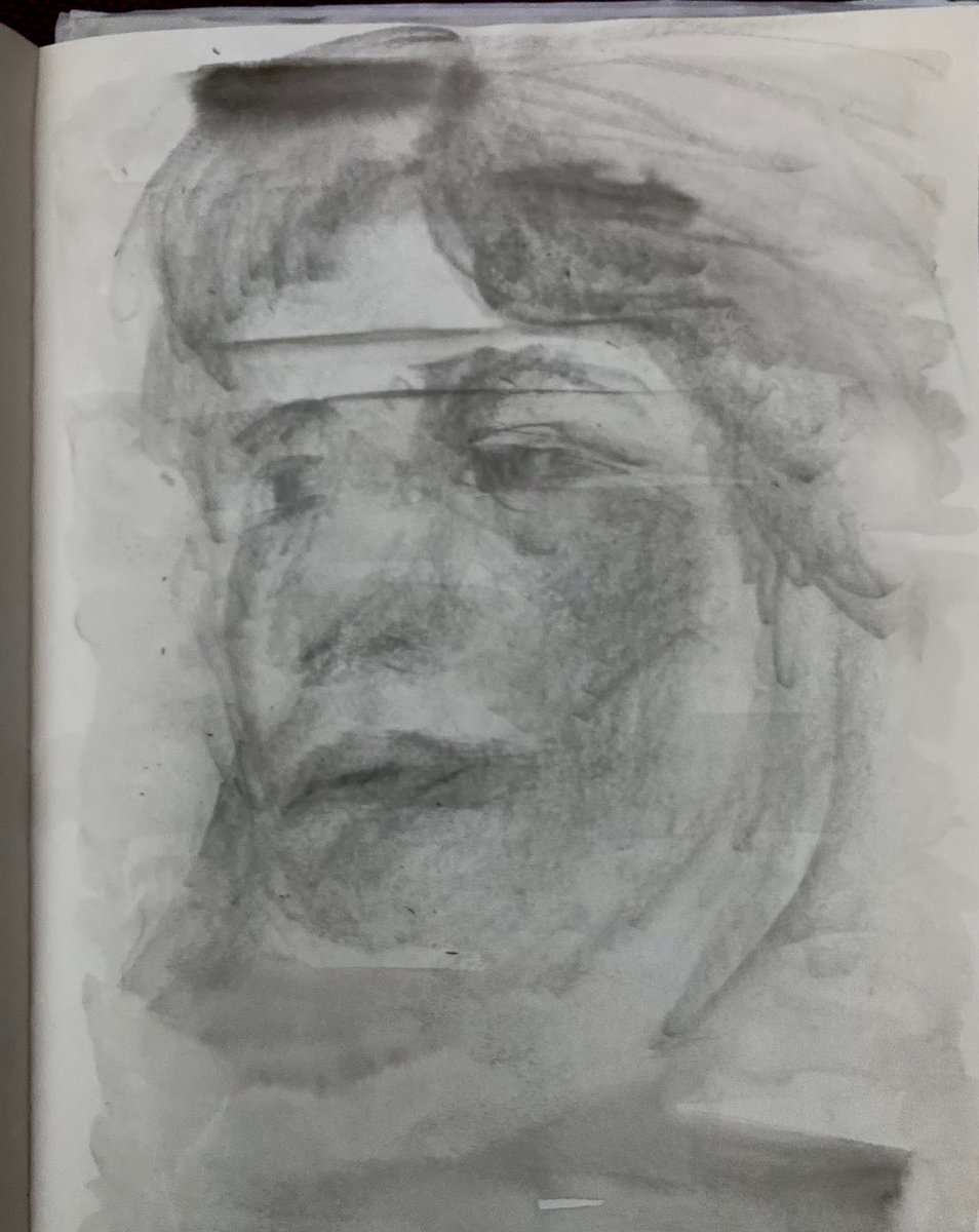 NicholaScrutton's tweet photo. One from a #drawingisfree session #portrait #face #drawing #fastsketch #shortposes #sketchbook https://t.co/HTE98JfjUw