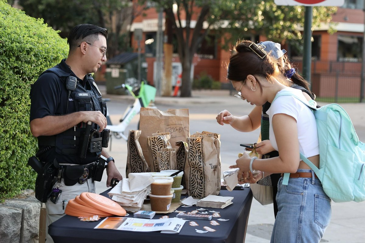UT Austin Police Department tweet media