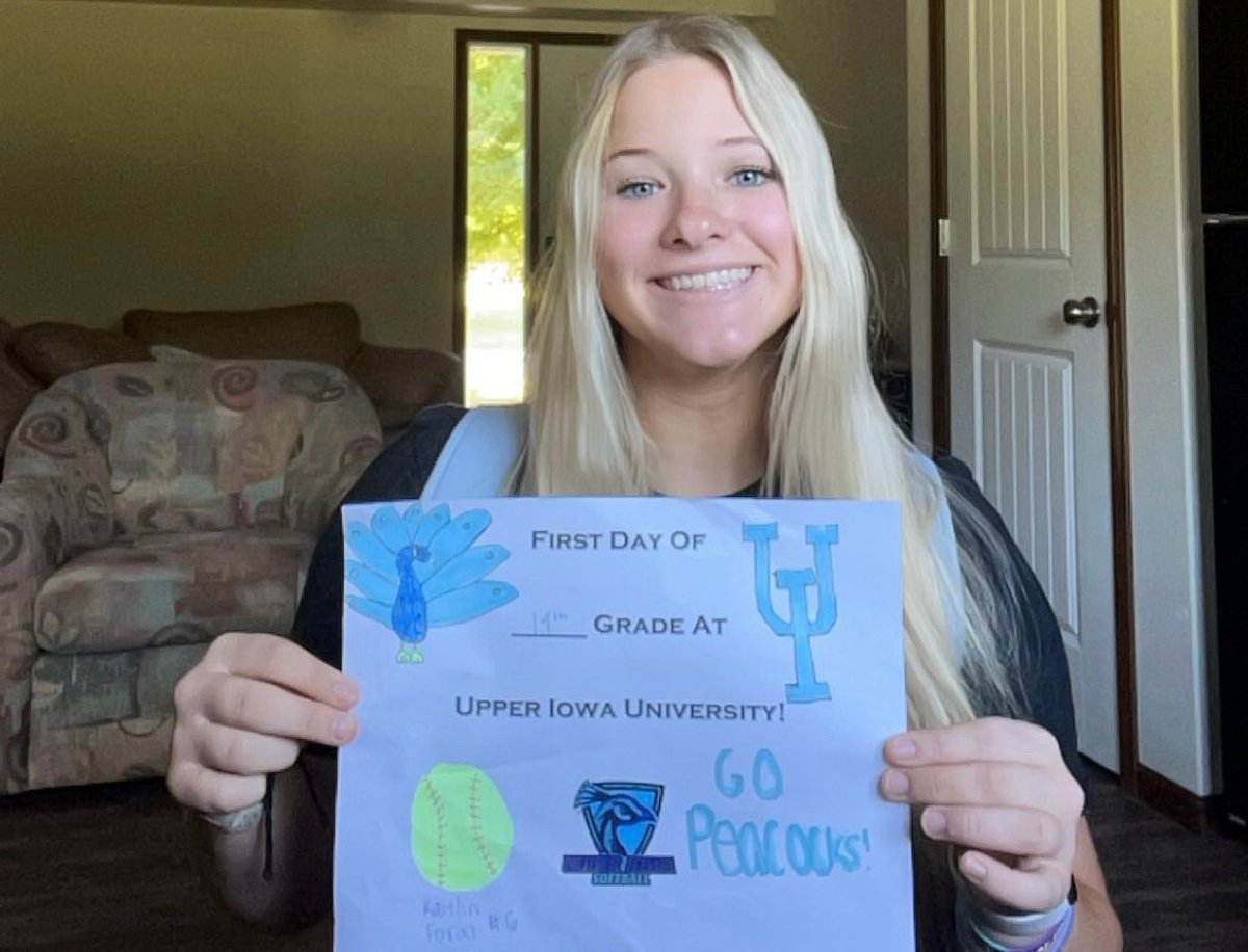 𝗙𝗶𝗿𝘀𝘁 𝗗𝗮𝘆 𝘃𝗶𝗯𝗲𝘀 𝘄𝗶𝘁𝗵 𝘁𝗵𝗲 𝗣𝗲𝗮𝗰𝗼𝗰𝗸𝘀 ❕

• • • Pt. 5

#FeathersUp🦚