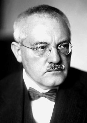 engineers_feed's tweet photo. Today is the birthday of Carl Bosch (27 Aug 1874 – 26 Apr 1940) who was a German chemist and engineer and Nobel Laureate in Chemistry. He was a pioneer in the field of high-pressure industrial chemistry and founder of IG Farben, at one point the world's largest chemical company. https://t.co/HOtSiWkENd