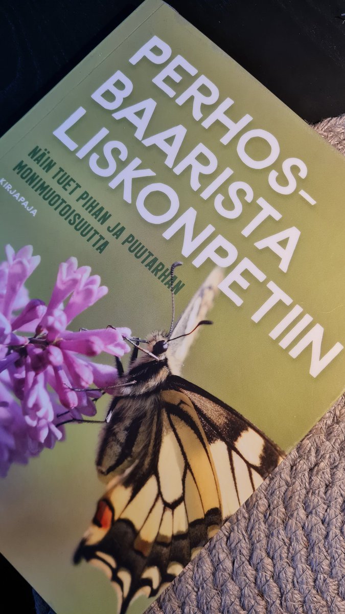 Nyt on kiinnostavaa iltalukemista: Näin tuet #piha'n ja puutarhan #monimuotoisuus'tta🤩 #pihat #luonto