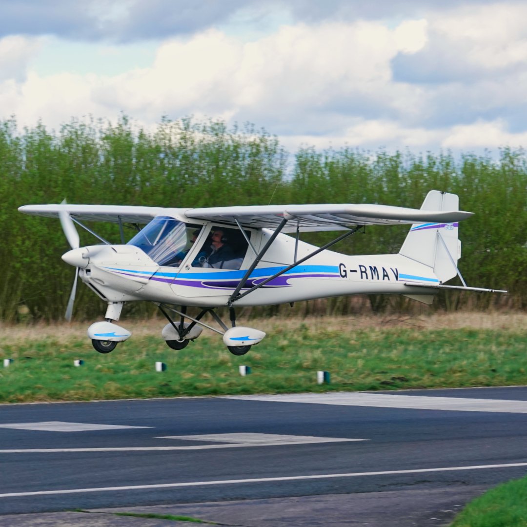Michaelflying28's tweet photo. Comco Ikarus C42 FB80 Cyclone G-RMAV arriving at Sandtoft Airfield 16.3.24.
#ikarus #ikarusc42 #ikarusc42fb80 #c42 #c42fb80 #microlight #microlightpilot https://t.co/D42CLbs2Gg