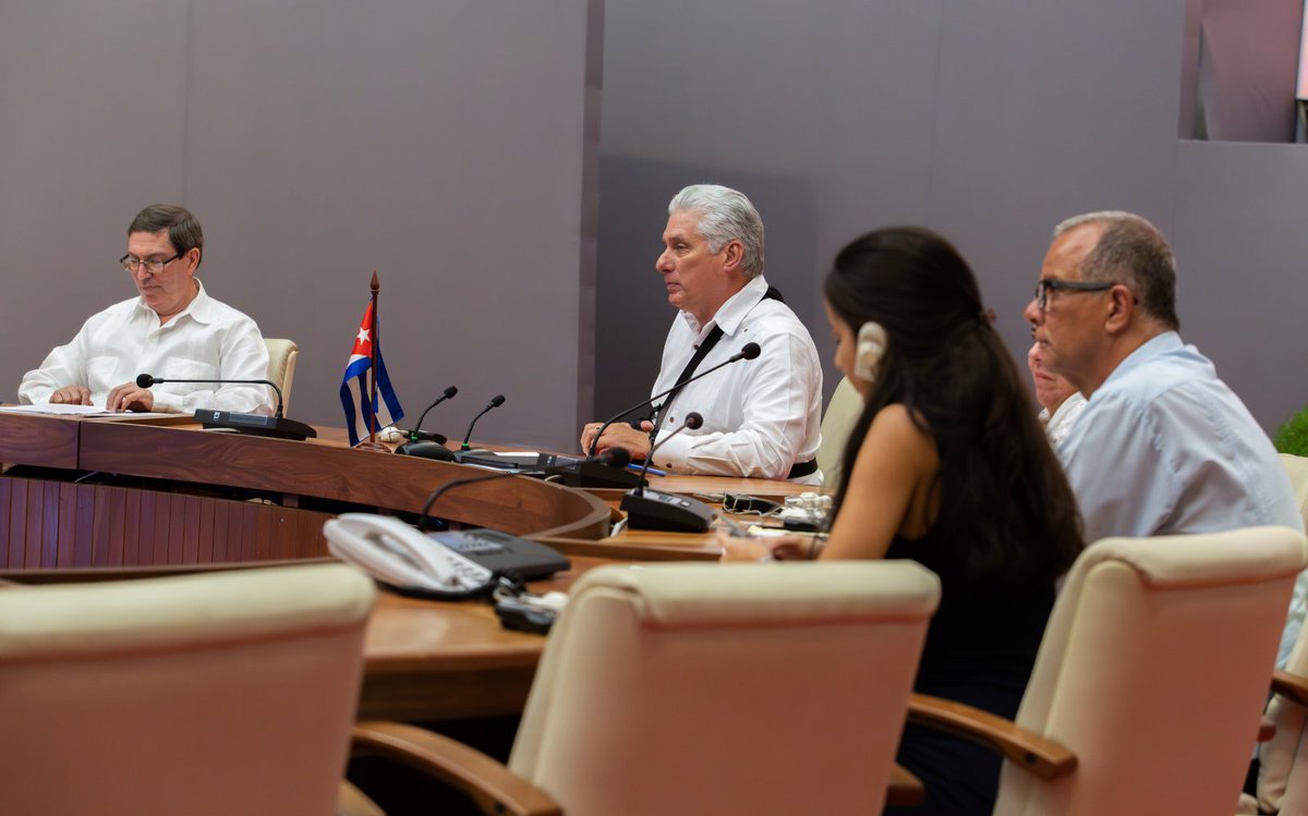 MMarreroCruz's tweet image. En XI Cumbre Extraordinaria del @ALBATCP, #Cuba ratificó toda su solidaridad y apoyo al hermano pueblo de #Venezuela y al Presidente @NicolasMaduro, ante los múltiples intentos de intromisión imperialista, que buscan generar la desestabilización y derrocar al Gobierno.
#ALBAUnida