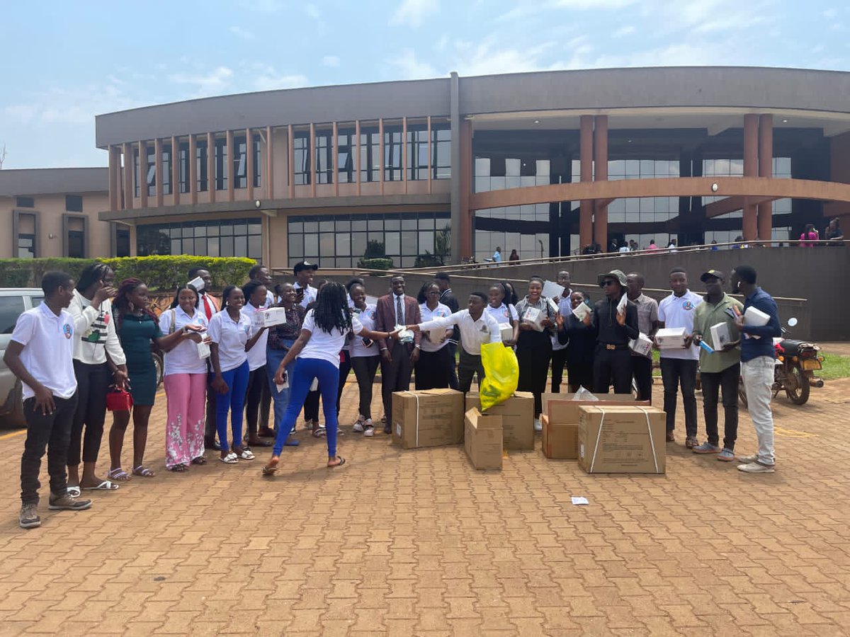 ThomasRwantonzi's tweet photo. OVERWHELMED WITH GRATITUDE ✍🏾
I'm taking a moment to express my heartfelt appreciation to each and every one of you who supported our HIV Awareness Drive, Yambala For Me campaign today
#Gratitude #Appreciation #HIVAwareness #Education #StudentEmpowerment #Massavu" https://t.co/DdkcN6LMD4
