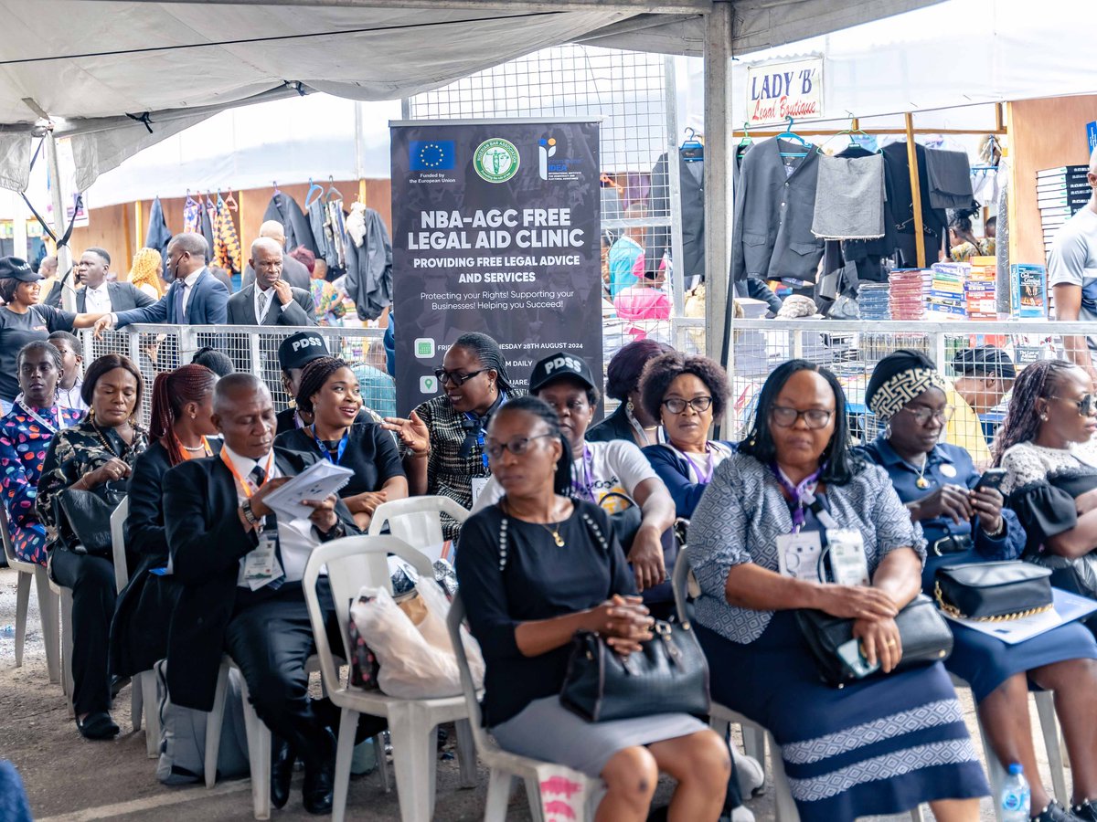 RoLACNG's tweet photo. Earlier today, the Director General of the Legal Aid Council of Nigeria (LACON), Abubakar Bagudu, alongside Convener, Duty Solicitors Network (DSN), Adebayo Akinlade, officially launched the Free Legal Clinic at the ongoing Nigerian Bar Association (NBA) Annual General Conference (AGC) in Lagos from 26 -29 August 2024. 

With our support, the 4-day legal clinic has been organised by DSN with 94 lawyers from all over Nigeria signed up to volunteer free legal advice and representation to artisans, traders, and informal sector workers as well as awaiting trial detainees in police stations around the Lagos Island environs. 

Today alone,  48 indigent citizens have benefited from the Clinics, with many more to receive legal aid over the next few days.

#bayoace #LegalAidCouncilNigeria #NBAAGC2024 #EUInNigeria #RoLACNG
