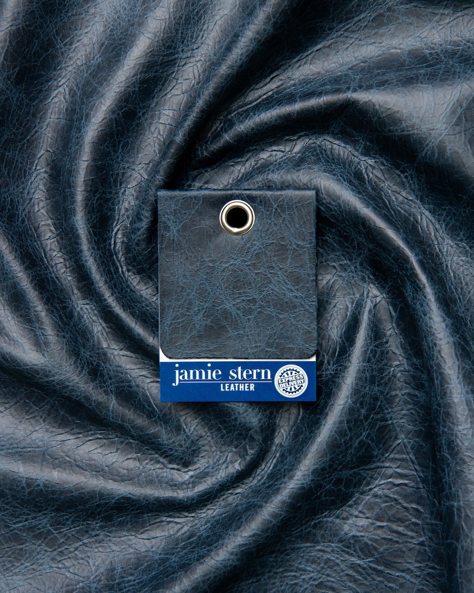 JamieStern_'s tweet image. Mordore is one of twelve in-stock colorways of Jamie Stern's classic Triple Crown leather!

Learn More: hubs.li/Q02MCwZ30 

#jamiesterndesign #leather #leathercollection #instockleather #upholsteryleather #classicleather #leathers #leatherfurniture #quickship #leatherdesign