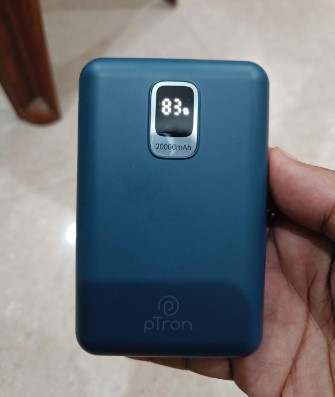 Mr_singh785's tweet photo. This powerbank is very good and sturdy enough. Everything I likes and very good enough for me. It supports Fast charging, sufficient for my 65W adaptor.
The Display that shows exact % is very impressive instead of others that shows only led.
@pTronIndia https://t.co/Xuk3t3G7Vz