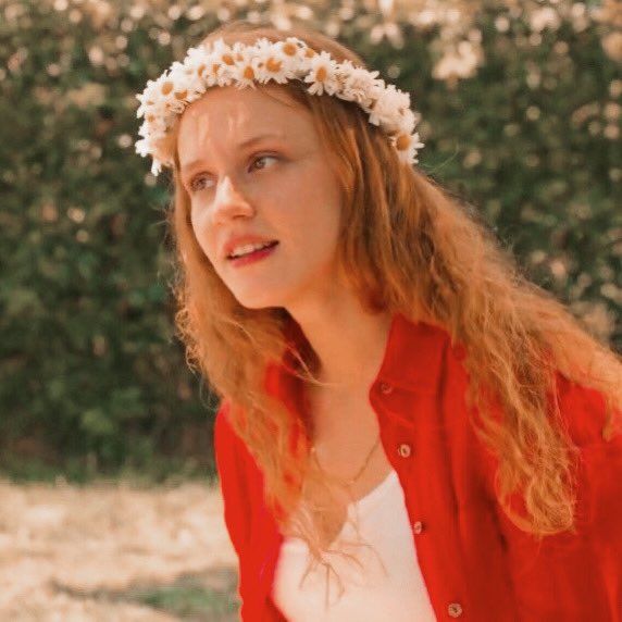 melishnm322's tweet photo. İmre: Esmeciğim piknik yapmaya değil, sen silah kullanmayı öğren diye geldik buraya.

Esme: Yok ben böyle iyiyim, sen takıl.

[ #esre #deha #melissezen #ahseneroğlu ] https://t.co/I2EEz7jkXd