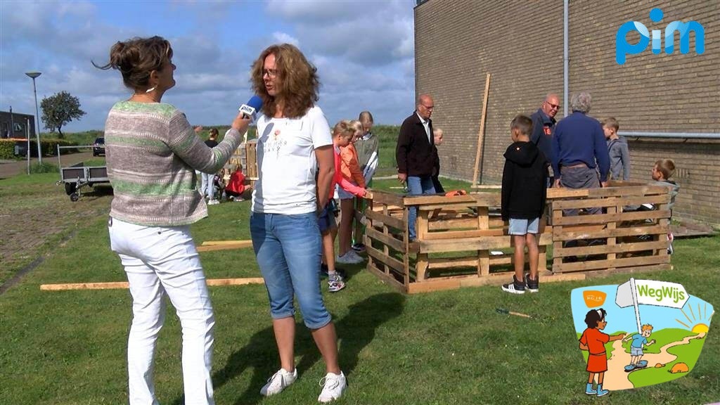 Omroep PIM op bezoek bij de Vakantie Bijbel Week
🗓️  maandag 26 augustus 2024
markernieuws.com/2024/19112.htm #Marken #VakantieBijbelWeek #VBW2024 #VBW #ProtestantsMarken #Patmoskerk #Wegwijs <a href="/GerdienTeerhuis/">Gerdien Teerhuis</a> #Rietlandenschool <a href="/OmroepPIM/">Omroep PIM</a> #interviews <a href="/PatydeJ/">Patty de Jong</a>