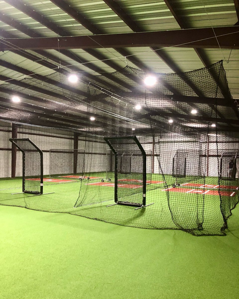 BurbankSportNet's tweet image. #AnotherBurbankNet going up in Laurens County!📍🌟

Our crew set up a couple more indoor hitting faculties for the #Raiders!⚔️🥎 

@WestBballraider

#MadeInTheUSA #BaseballSeason #SoftballSeason #BattingCage #ProtectiveNetting #BattingPractice #Installation #HighSchoolBaseball