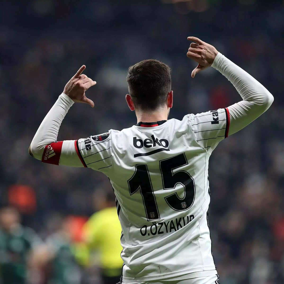 Kaptana jübile Beşiktaşım yakışanı yapar#ÖzyakupaJübile