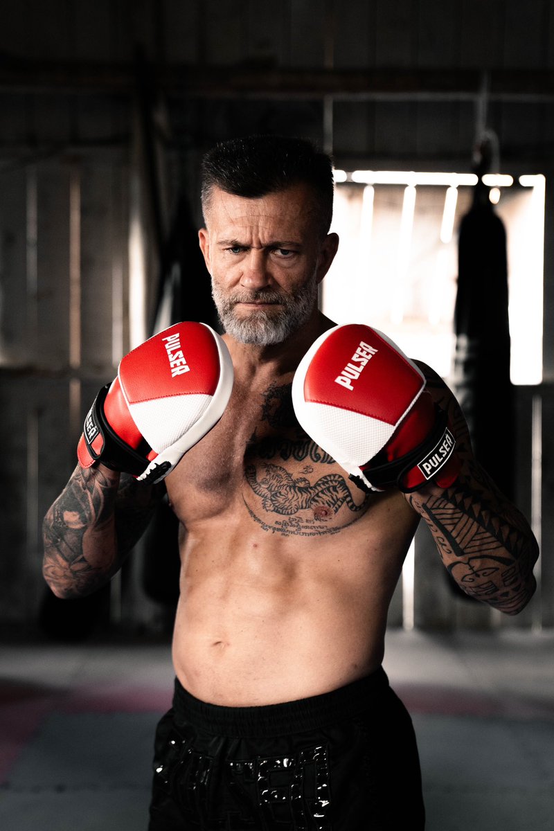 rangelfarias_mt's tweet photo. Bora começar a semana treinando forte! 🔥 #pulserfight https://t.co/ntVRtLkhU1