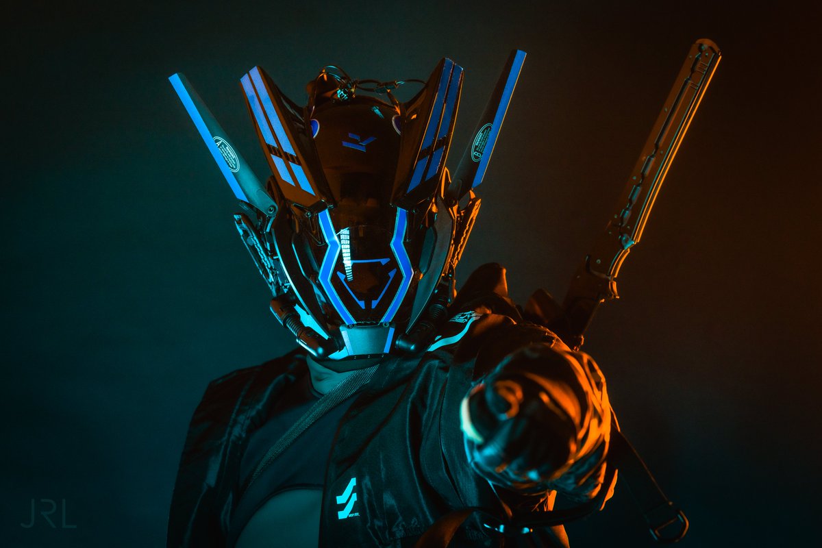 /// ATTENTION /// I want YOU - To Join me into the Neon-filled Nights at <a href="/eurofurence/">Eurofurence</a> 💙🧡 ///

///Cyberheads, Hackers,  Mercs, Mechs, Drones - UNIT. ///

🦘CY83RR00 is Me 

📸Gigantic Pics by <a href="/RemusFur/">Remus</a> 

...More to come on the Road to Eurofurence. 💙🧡
#Cyberpunk2077 #Cyberpunk