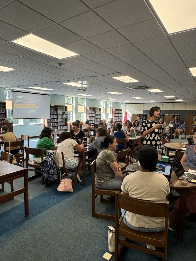 tivertonschools's tweet photo. 🎉 Shout out to the incredible Tiverton teachers, support staff and teacher assistants who kicked off the school year with an impactful first day of PD!  ⭐️🌟✨ https://t.co/uvF8oy53Px