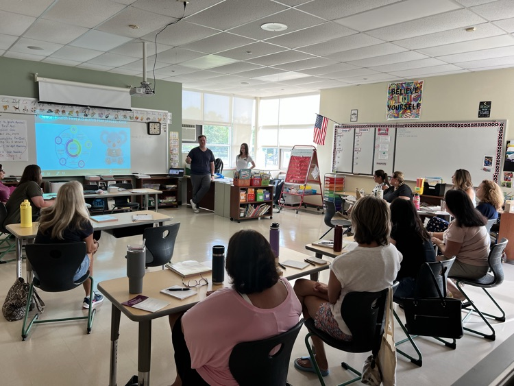 tivertonschools's tweet photo. 🎉 Shout out to the incredible Tiverton teachers, support staff and teacher assistants who kicked off the school year with an impactful first day of PD!  ⭐️🌟✨ https://t.co/uvF8oy53Px