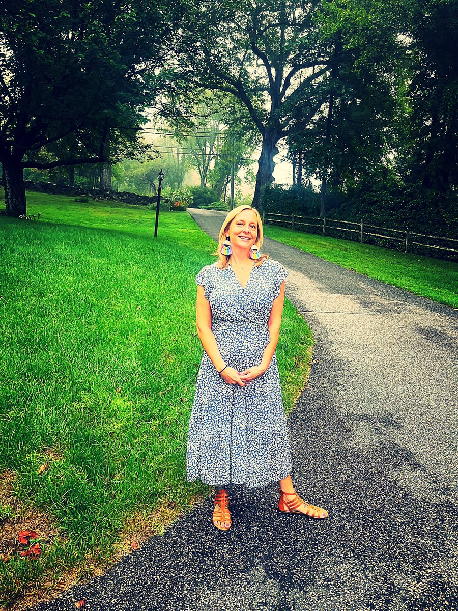 GeetMrs's tweet photo. First Day Feels!!! https://t.co/FUGejRemW7