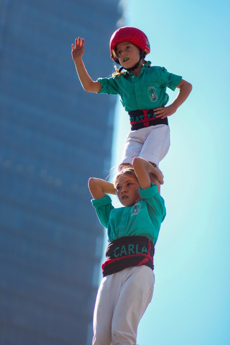 Catalunya_MX's tweet photo. 🙌Inauguración de la nueva Exposición Fotográfica sobre los momentos más emocionantes de la visita de los 'Castellers de Vilafranca' @Verds a México🇲🇽

📸Las mejores imágenes de una visita histórica

📣Revive las torres humanas el 5 sept. a las 12h45 frente a Reforma 222 https://t.co/63s3ekiuAx