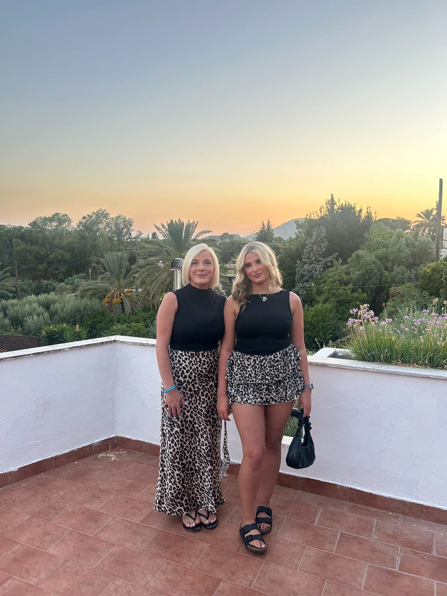 💫Twinning with my baby girl 🩵🇬🇷💫