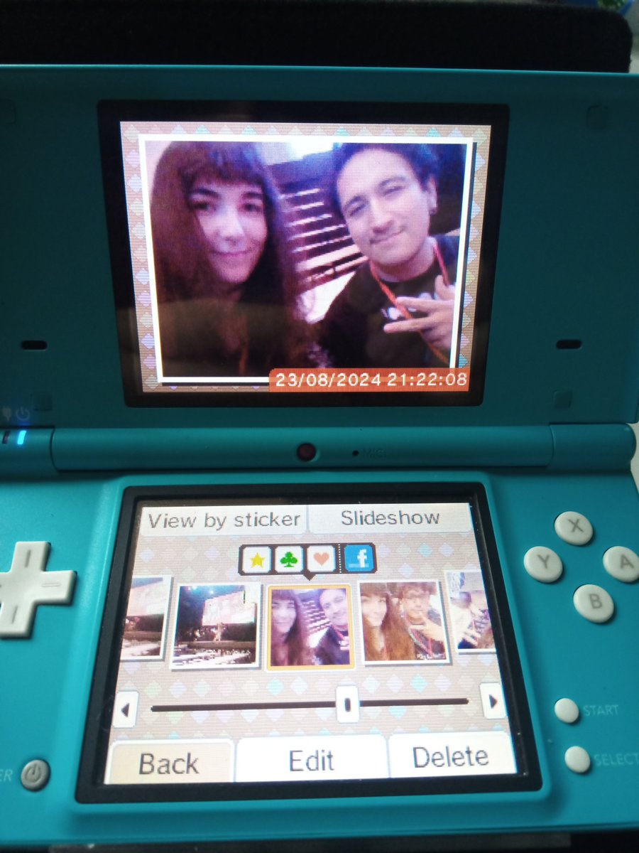 LuckyPower__'s tweet photo. left my vlogging cam at home so all the other pics i took were with my DSi :) https://t.co/kmOYza9Dzc