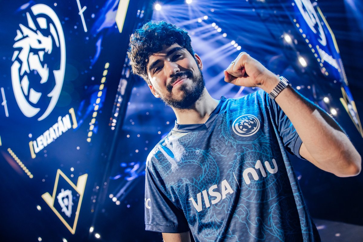 VCTatualizado's tweet photo. 🇧🇷 Números do @aspaszin entre todos os jogadores do VALORANT Champions Tour 2024:

🥇 #1 em rating (1.26)
🥉 #3 em ACS (250.9)
🥇 #1 em K/D (1.37)
🥉 #3 em ADR (164.8)
🥈 #2 em KPR (0.90)

O melhor de todos os tempos. 🐐 https://t.co/webvzvsZ8r