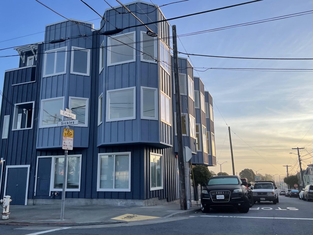 UnityCare's tweet photo. Renovation is complete at Cayuga Place, Unity Care's San Francisco site, offering transition-aged clients (ages 18-21) safe housing, education and employment support, and on-site mental health services. 

Thanks to A5 Builders for their fantastic work! https://t.co/m1JmTZLOtv
