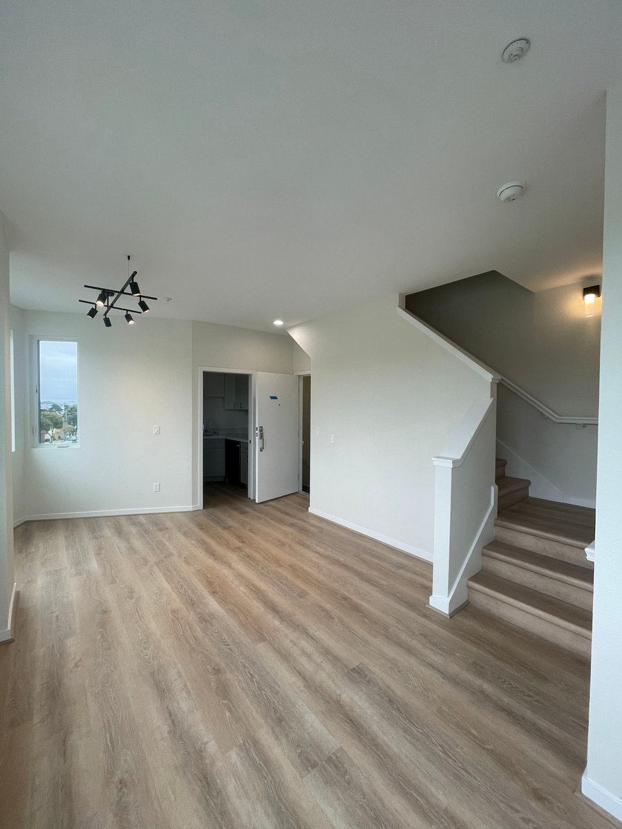 UnityCare's tweet photo. Renovation is complete at Cayuga Place, Unity Care's San Francisco site, offering transition-aged clients (ages 18-21) safe housing, education and employment support, and on-site mental health services. 

Thanks to A5 Builders for their fantastic work! https://t.co/m1JmTZLOtv