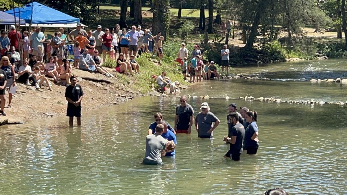 KennethBruce's tweet image. Westwood got to celebrate 38 people going from death to life at Baptism at the Creek yesterday! Nothing better than seeing people of all ages, English and Spanish speaking - publicly declaring their faith in Christ! #gowestwood